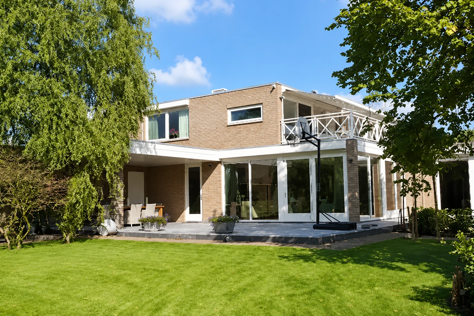 Klapwijk verbouw woning uitbouw achterzijde